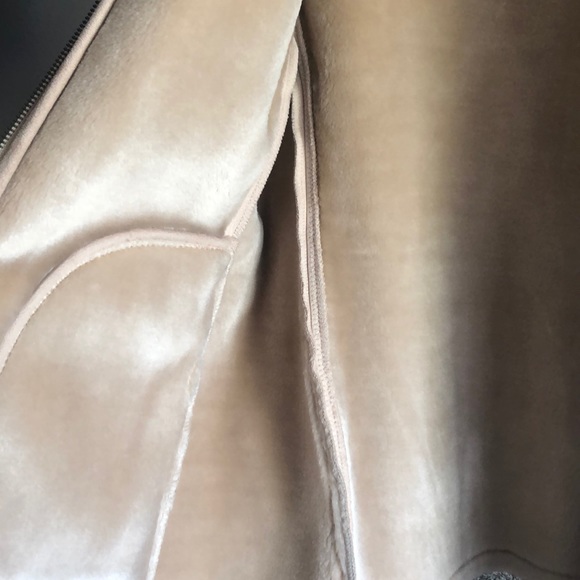 Jacket - Picture 3 of 4